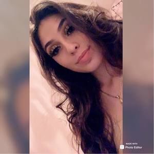 Meet your Posher, Julissa